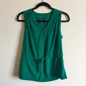 Banana Republic Green Sleeveless Button-Down